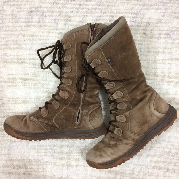 teva thinsulate boots